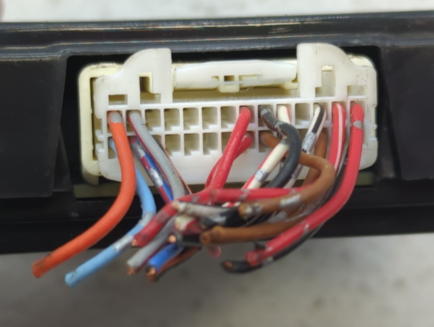 2010-2012 Mazda Cx-7 Radio AM FM Cd Player Receiver Replacement P/N:BBM5 66 AR0 GJR9 66 DHOB Fits OEM Used Auto Parts - Oemu