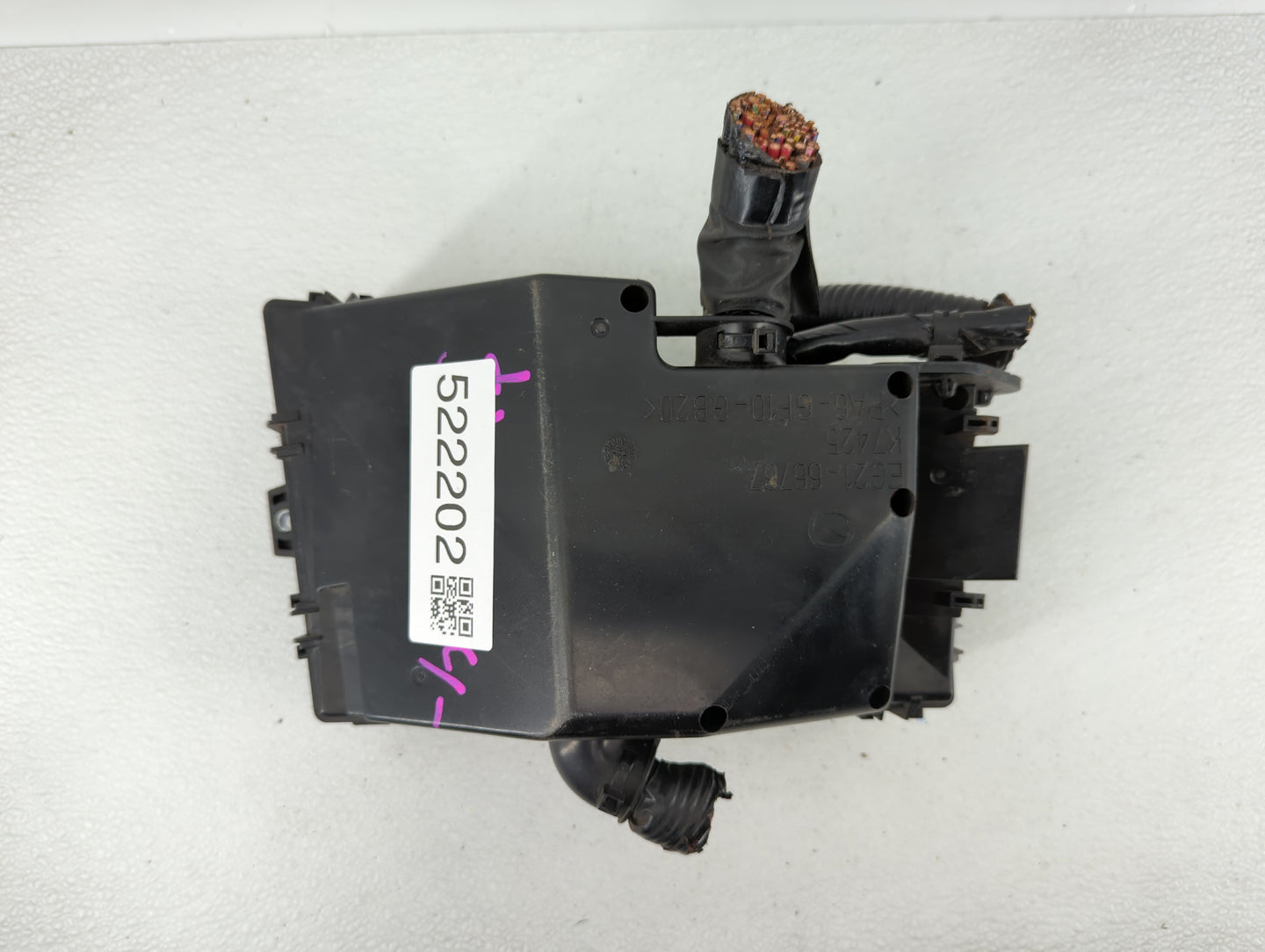 2010-2012 Mazda Cx-7 Fusebox Fuse Box Panel Relay Module P/N:BP4K-66765 Fits Fits 2010 2011 2012 OEM Used Auto Parts - Oemus