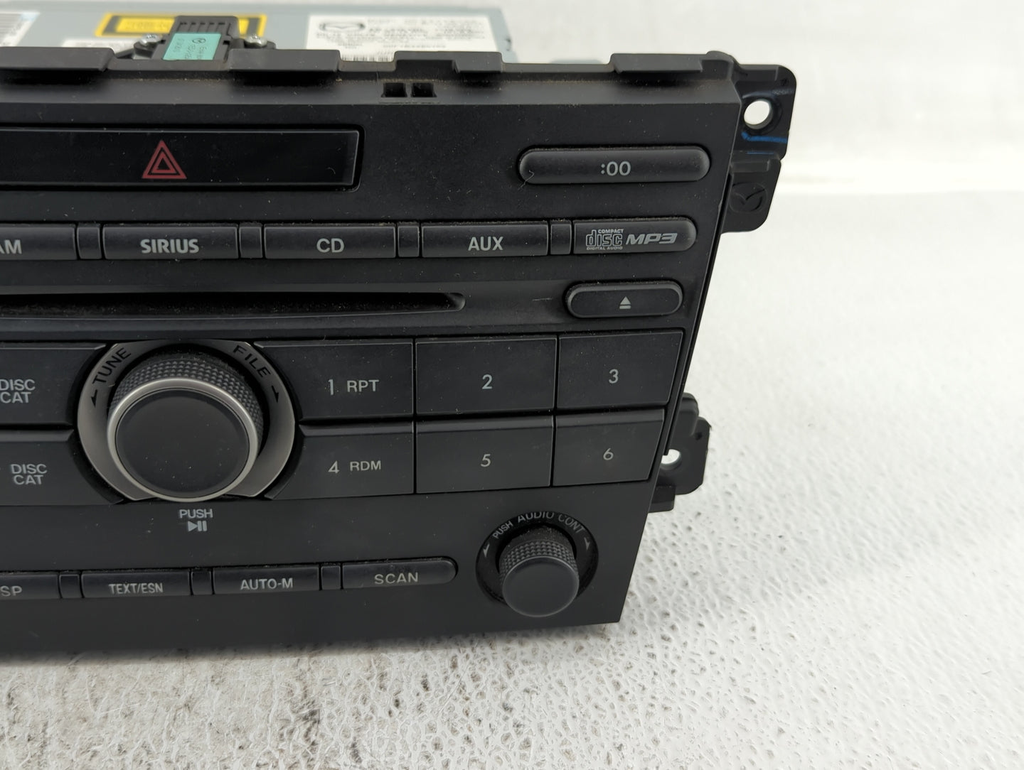 2010-2010 Mazda Cx-7 Am Fm Cd Player Radio Receiver - Oemusedautoparts1.com