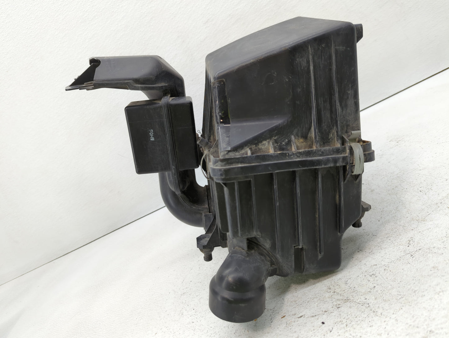 2010-2012 Mazda Cx-7 Air Cleaner Intake-duct Hose Tube - Oemusedautoparts1.com