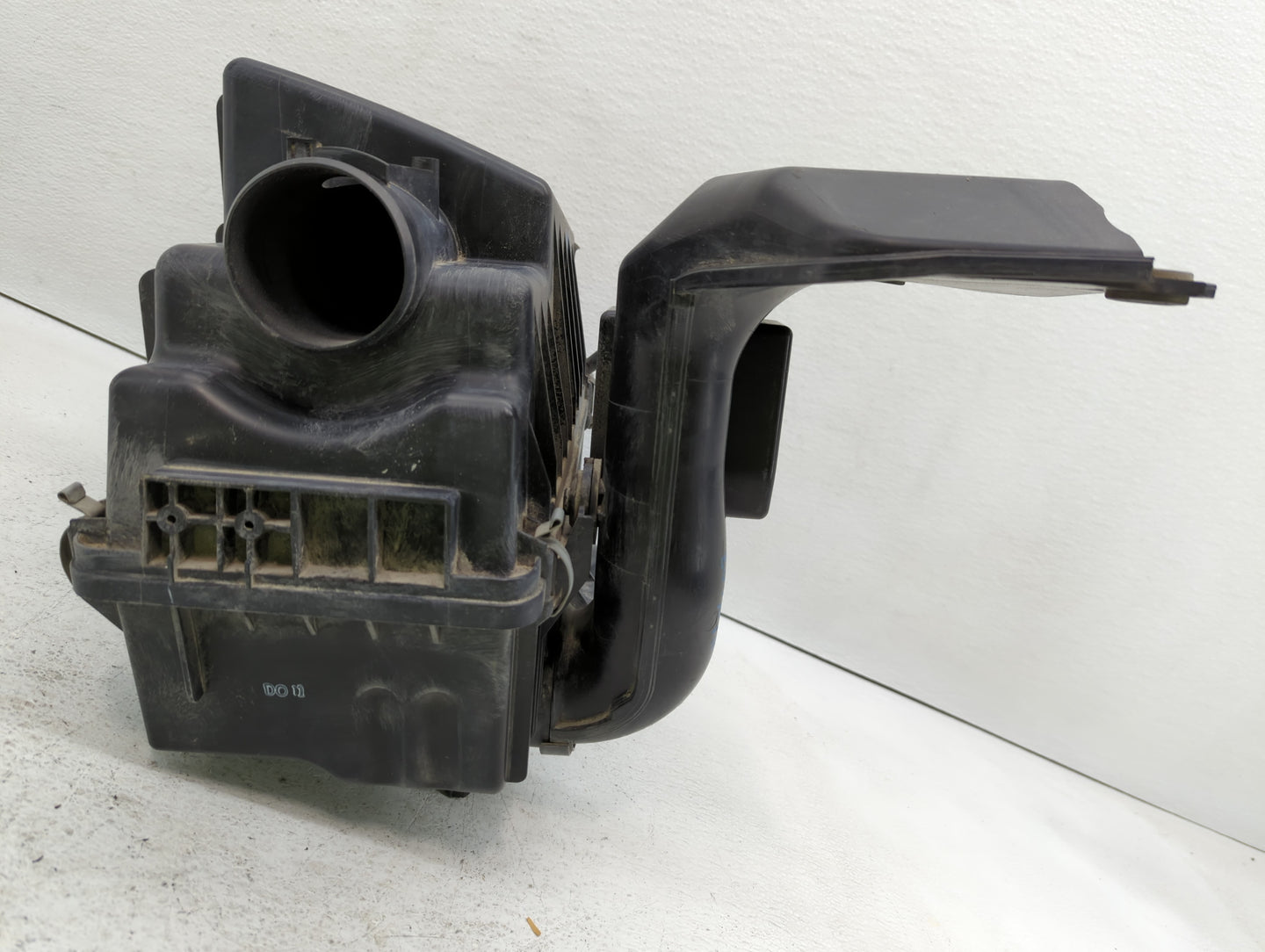 2010-2012 Mazda Cx-7 Air Cleaner Intake-duct Hose Tube - Oemusedautoparts1.com