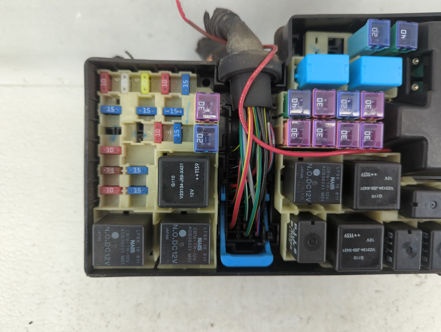 2010-2012 Mazda Cx-7 Fusebox Fuse Box Panel Relay Module P/N:EG23-66765 PH 2B0L010F Fits Fits 2010 2011 2012 OEM Used Auto P