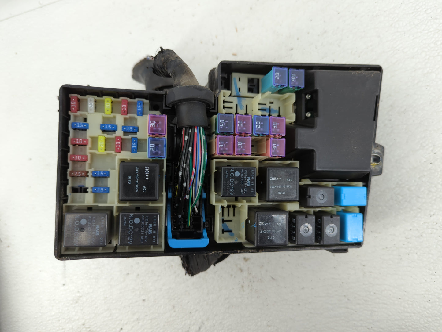 2010-2012 Mazda Cx-7 Fusebox Fuse Box Panel Relay Module P/N:EG23-66765 PH 2B0L010F Fits Fits 2010 2011 2012 OEM Used Auto P