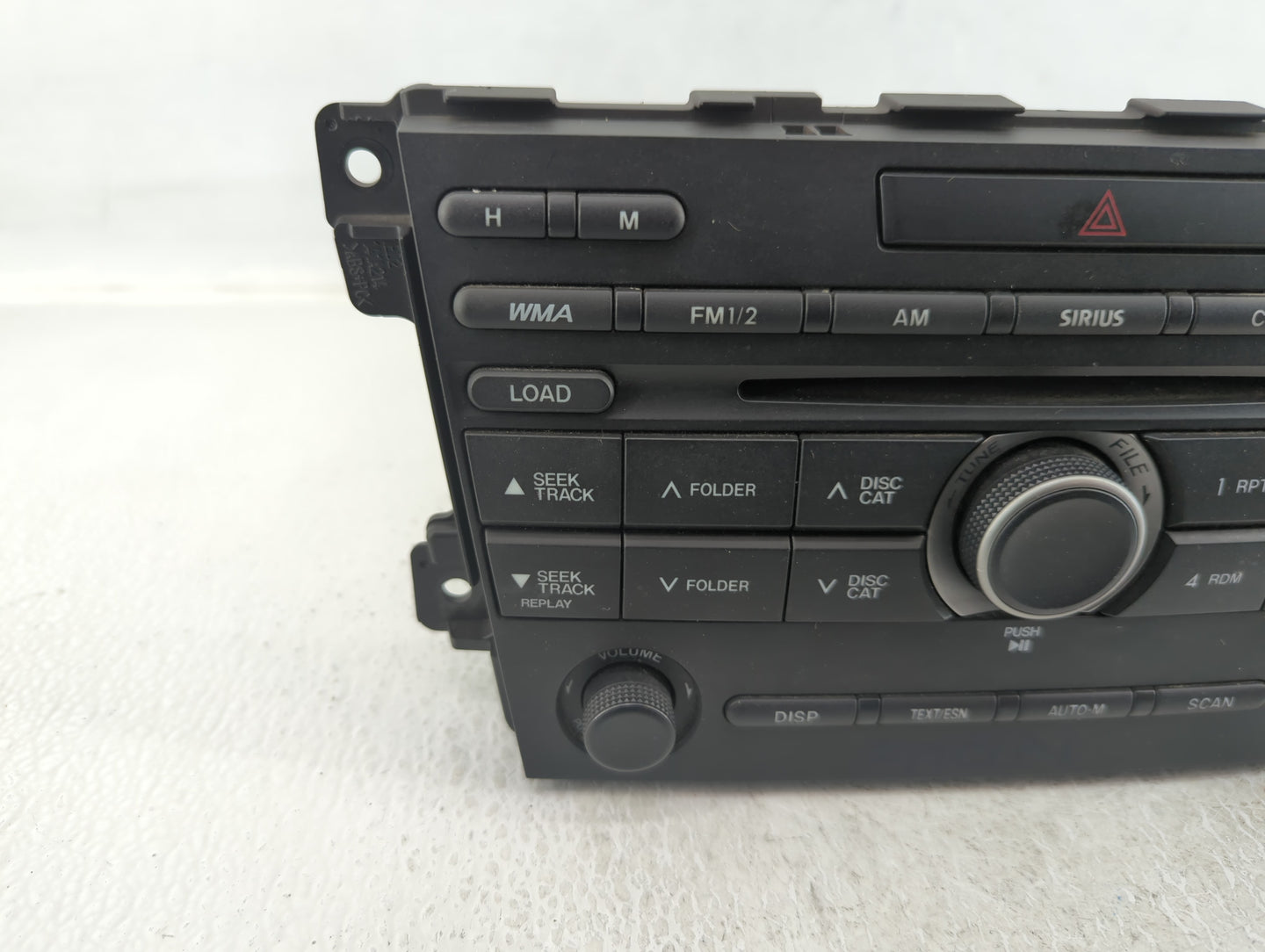 2010 Mazda Cx-7 Radio AM FM Cd Player Receiver Replacement P/N:EH44 66 AR0A Fits OEM Used Auto Parts - Oemusedautoparts1.com