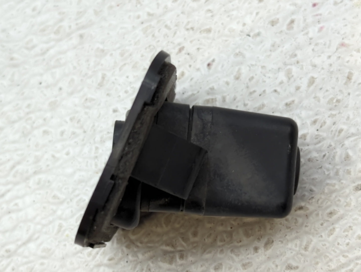 2008-2012 Mazda Cx-7 Back Up Sensor Backup Camera - Oemusedautoparts1.com