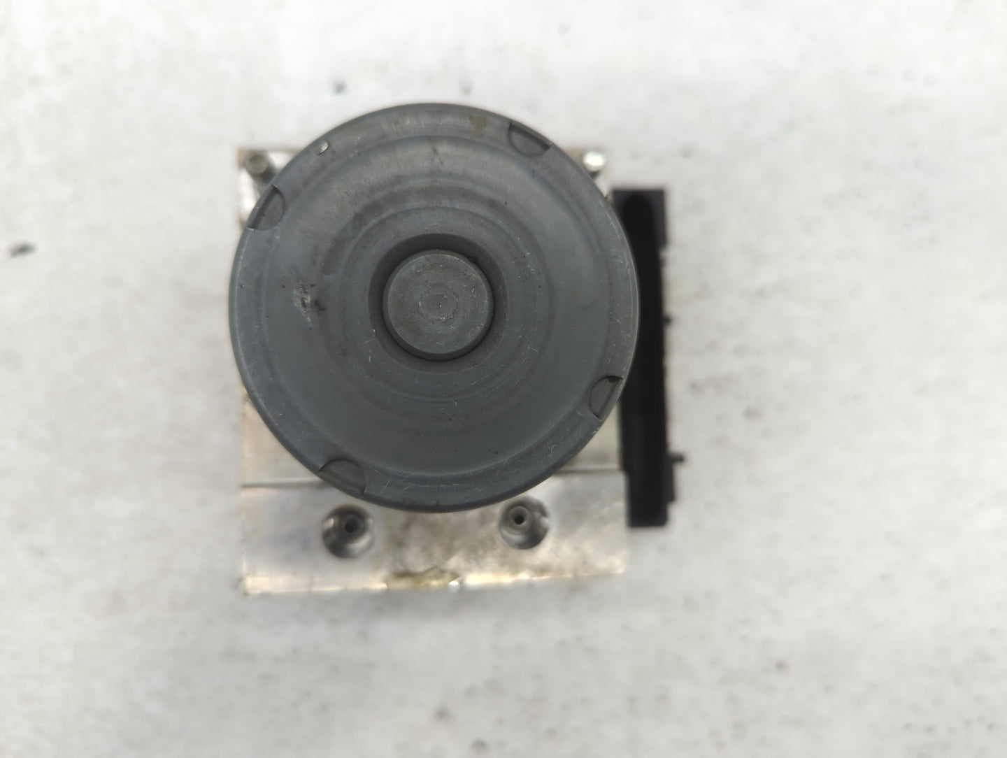 2010-2012 Mazda Cx-7 ABS Pump Control Module Replacement P/N:EH44 43 7A0 Fits Fits 2010 2011 2012 OEM Used Auto Parts - Oemu