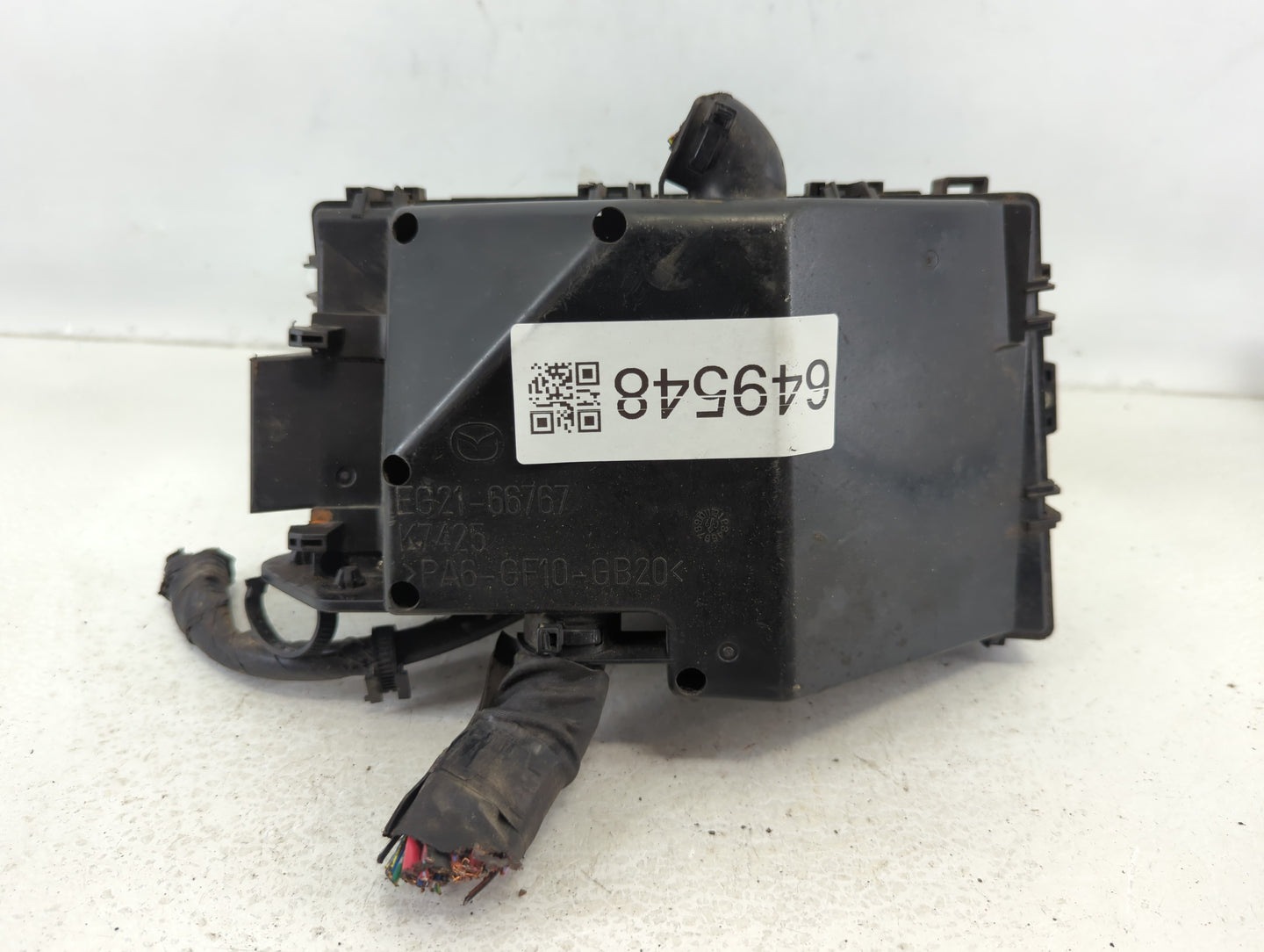 2010-2012 Mazda Cx-7 Fusebox Fuse Box Panel Relay Module P/N:2B0LY010F EG23-66765 Fits Fits 2010 2011 2012 OEM Used Auto Par