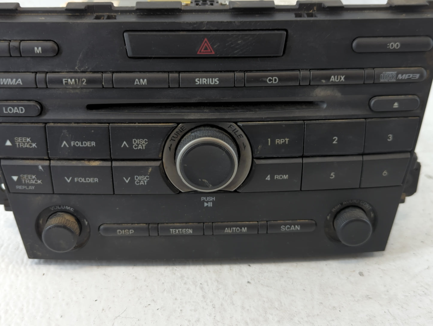 2010 Mazda Cx-7 Radio AM FM Cd Player Receiver Replacement P/N:EH44 66 AR0A Fits OEM Used Auto Parts - Oemusedautoparts1.com