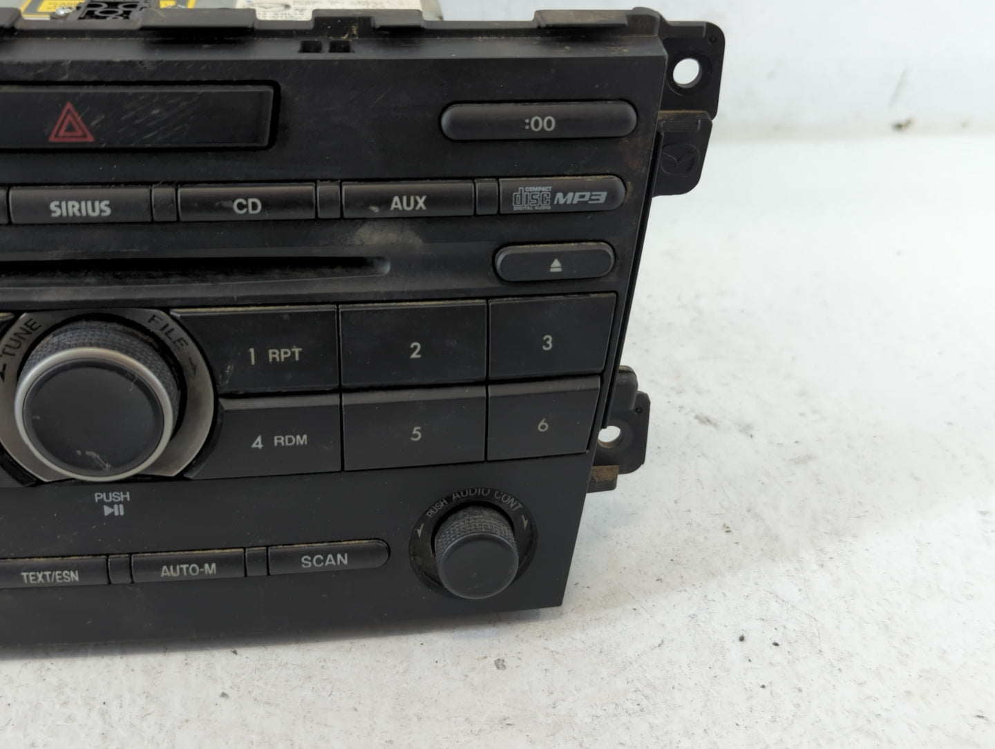 2010 Mazda Cx-7 Radio AM FM Cd Player Receiver Replacement P/N:EH44 66 AR0A Fits OEM Used Auto Parts - Oemusedautoparts1.com