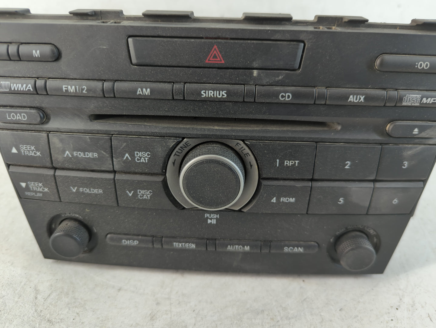 2010 Mazda Cx-7 Radio AM FM Cd Player Receiver Replacement P/N:EH46 66 ARXA Fits OEM Used Auto Parts - Oemusedautoparts1.com