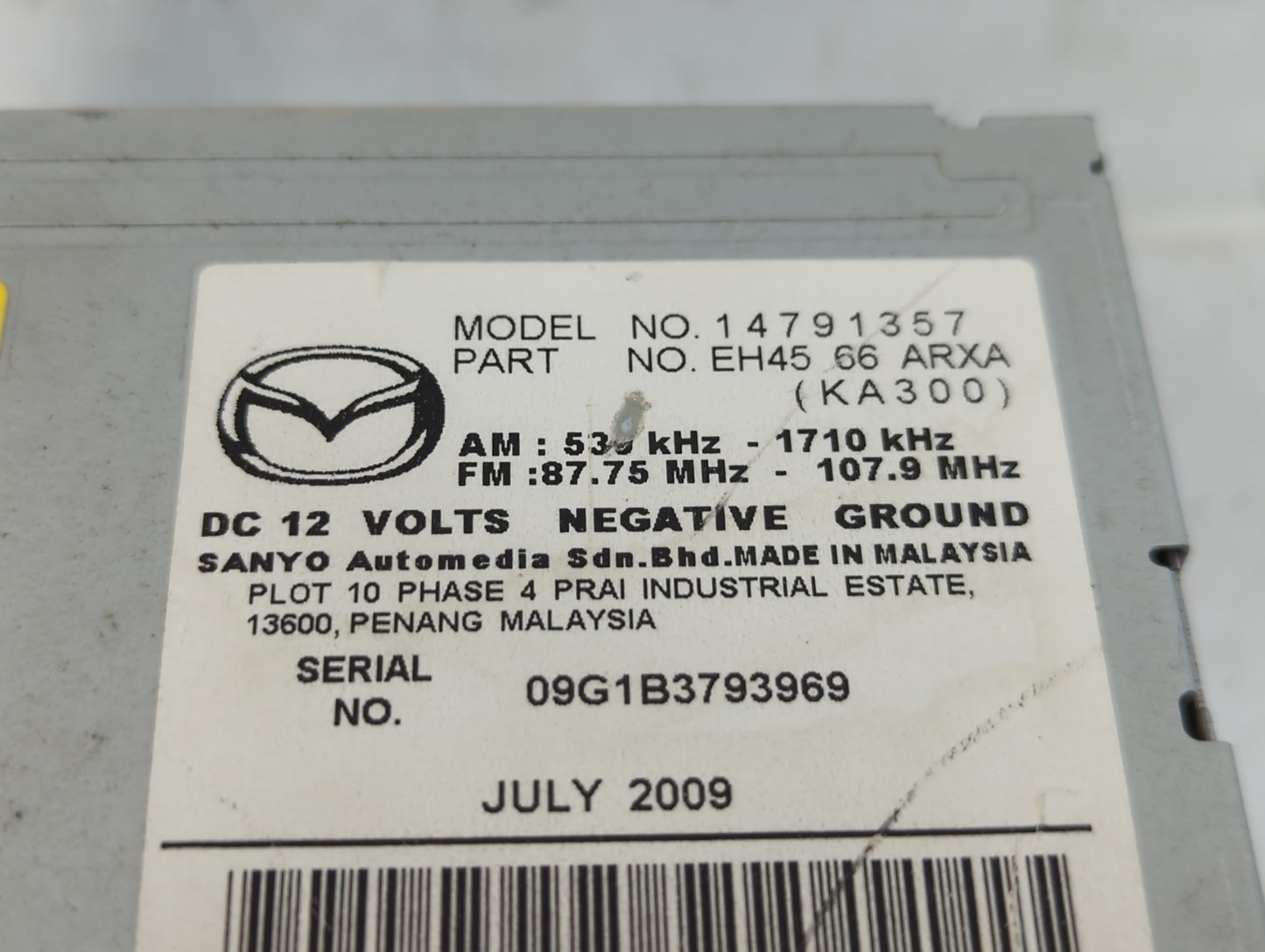 2010 Mazda Cx-7 Radio AM FM Cd Player Receiver Replacement P/N:EH46 66 ARXA Fits OEM Used Auto Parts - Oemusedautoparts1.com