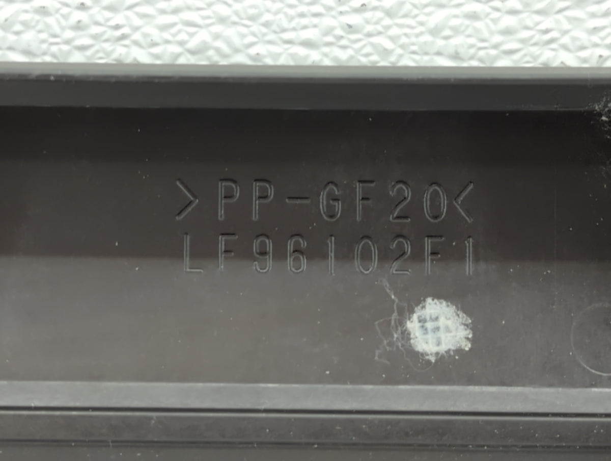 2010 Mazda Cx-7 Engine Cover 794716 - Oemusedautoparts1.com