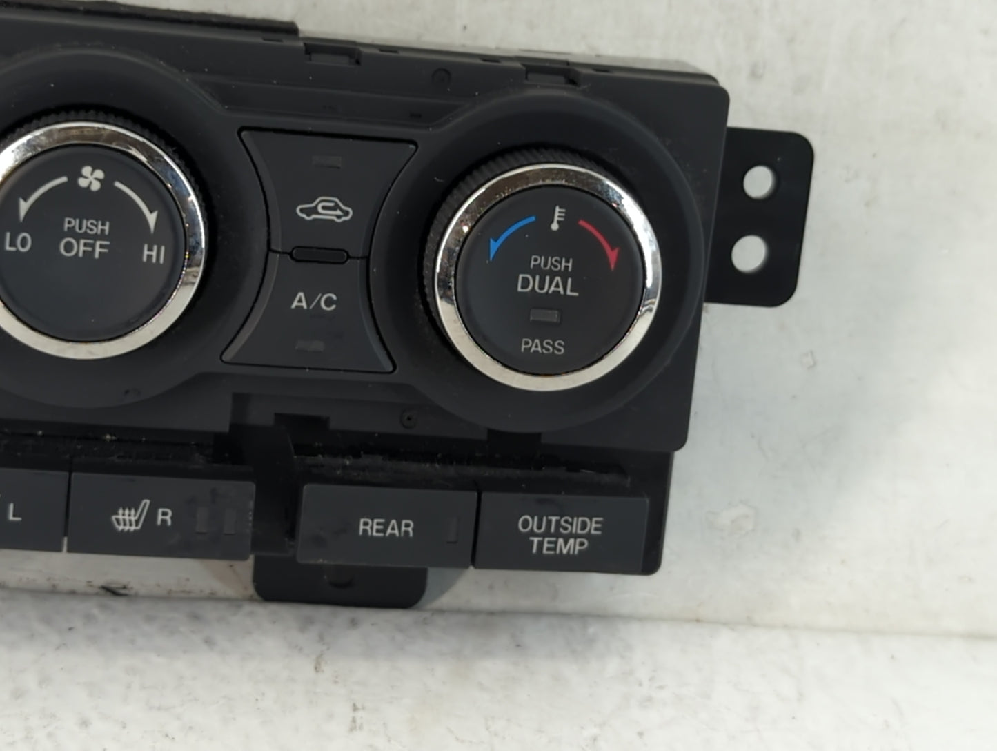 2010-2015 Mazda Cx-9 Climate Control Module Temperature AC/Heater Replacement P/N:TE70-61-190 Fits OEM Used Auto Parts - Oem
