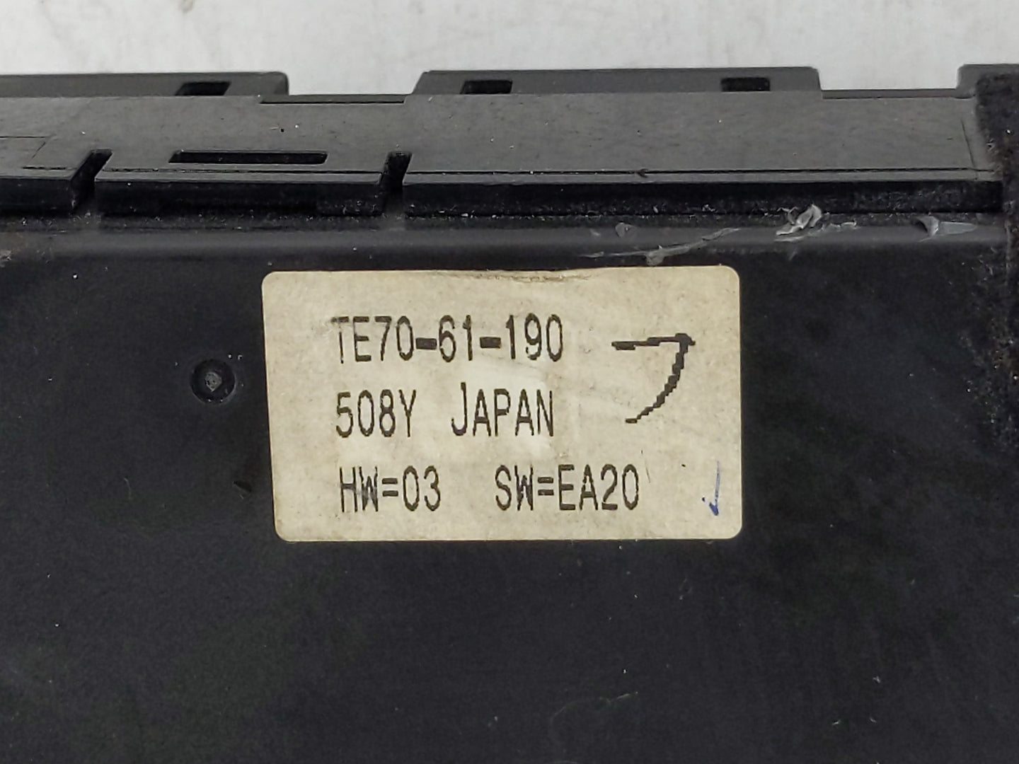 2010 Mazda Cx-9 Climate Control Module Temperature AC/Heater Replacement P/N:TE70-61-190 Fits OEM Used Auto Parts - Oemuseda