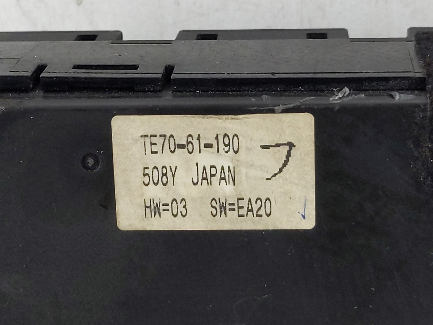 2010 Mazda Cx-9 Climate Control Module Temperature AC/Heater Replacement P/N:TE70-61-190 Fits OEM Used Auto Parts - Oemuseda