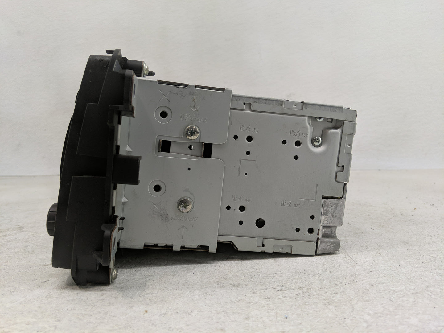 2010 Mazda Cx-9 Radio AM FM Cd Player Receiver Replacement P/N:14795565 TE91 66 AR0B Fits OEM Used Auto Parts - Oemusedautop