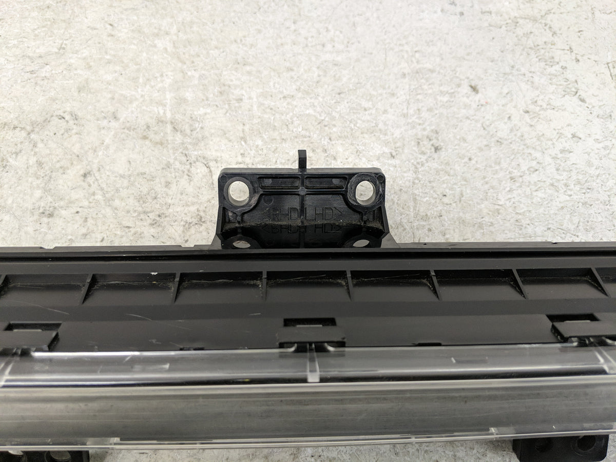 2010-2012 Mazda Cx-9 Information Radio Display Screen 1290819 - Oemusedautoparts1.com