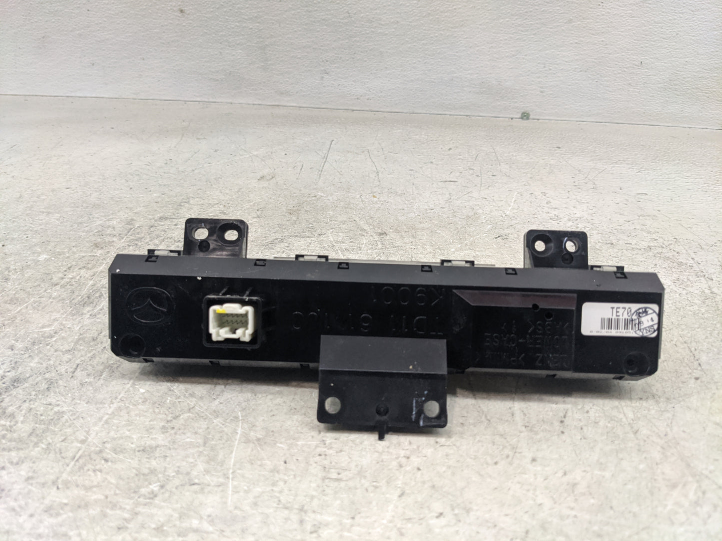 2010-2012 Mazda Cx-9 Radio AM FM Cd Player Receiver Replacement Fits Fits 2010 2011 2012 OEM Used Auto Parts - Oemusedautopa