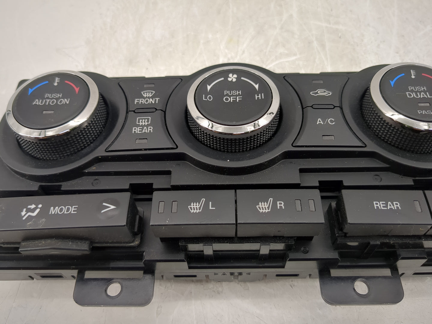 2010-2015 Mazda Cx-9 Climate Control Module Temperature AC/Heater Replacement P/N:TE70-61-190 Fits OEM Used Auto Parts - Oem