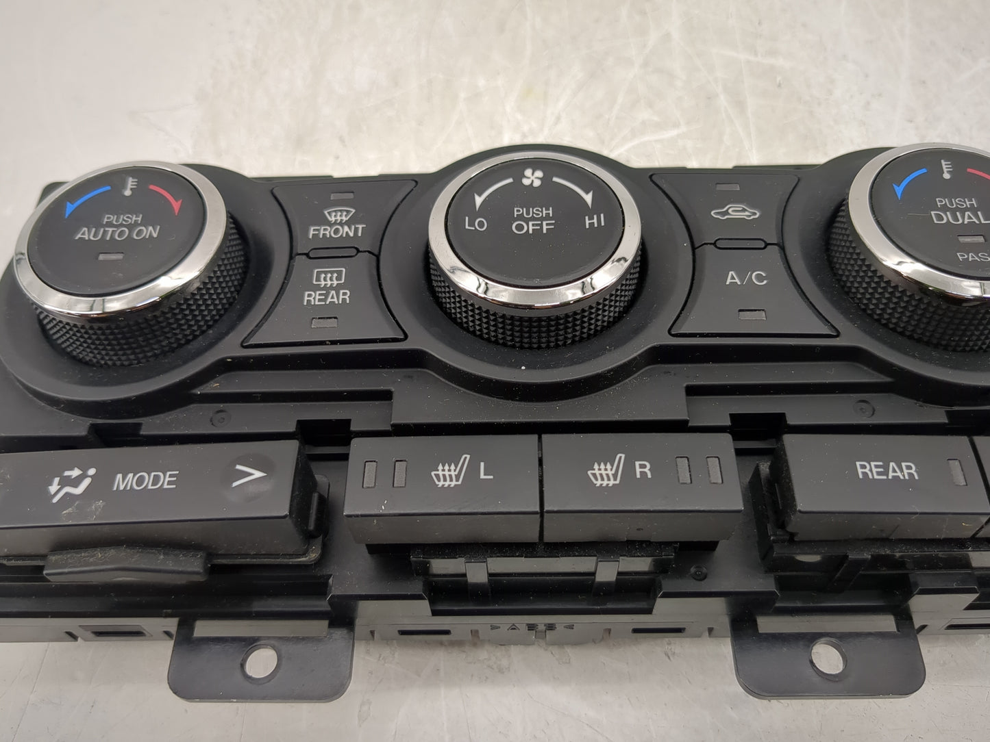 2010-2015 Mazda Cx-9 Climate Control Module Temperature AC/Heater Replacement P/N:TE70-61-190 Fits OEM Used Auto Parts - Oem