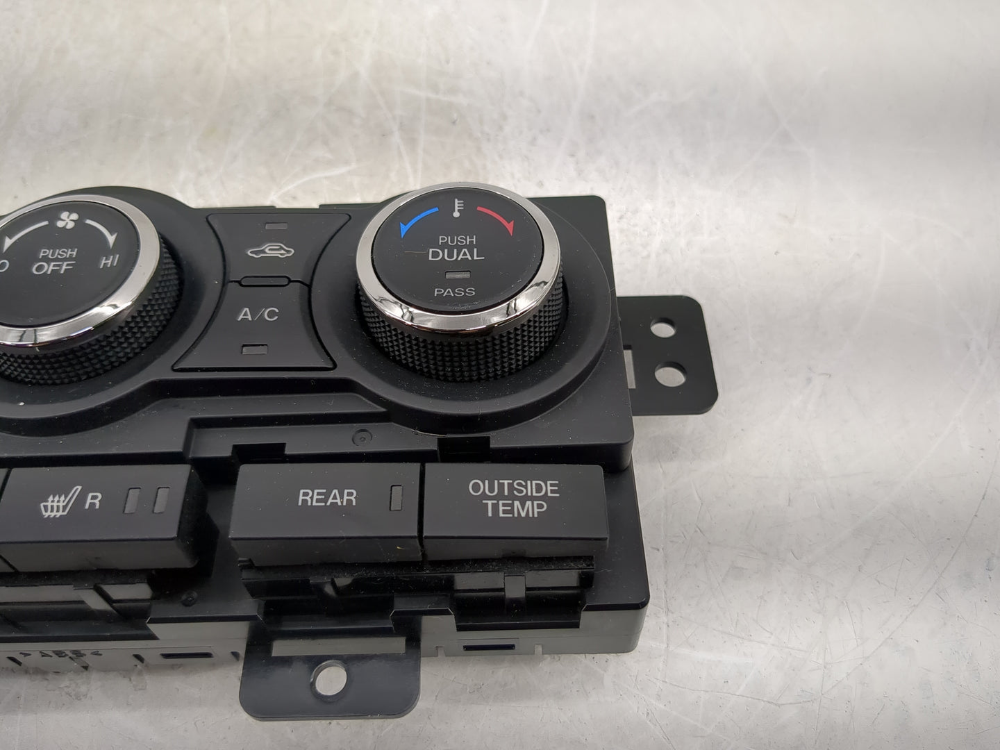 2010-2015 Mazda Cx-9 Climate Control Module Temperature AC/Heater Replacement P/N:TE70-61-190 Fits OEM Used Auto Parts - Oem