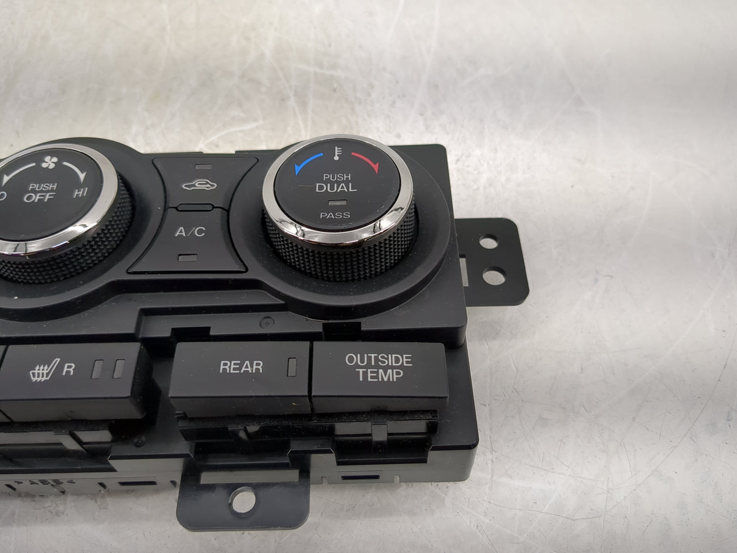 2010-2015 Mazda Cx-9 Climate Control Module Temperature AC/Heater Replacement P/N:TE70-61-190 Fits OEM Used Auto Parts - Oem