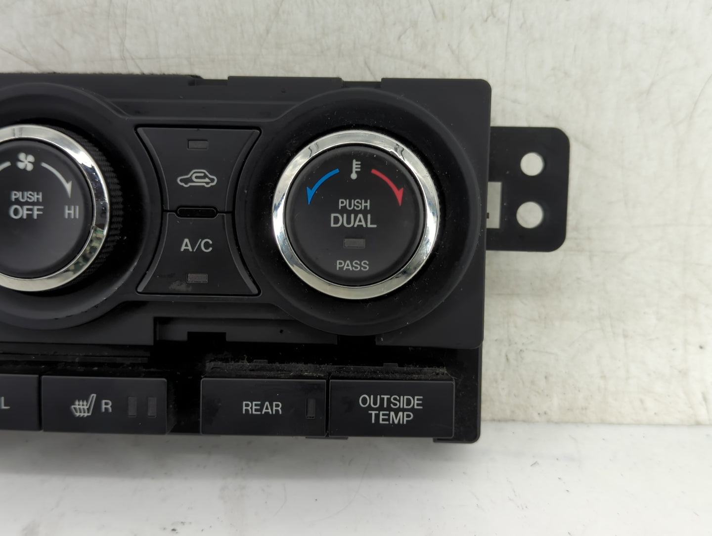 2010-2015 Mazda Cx-9 Climate Control Module Temperature AC/Heater Replacement P/N:TE70-61-190 Fits OEM Used Auto Parts - Oem