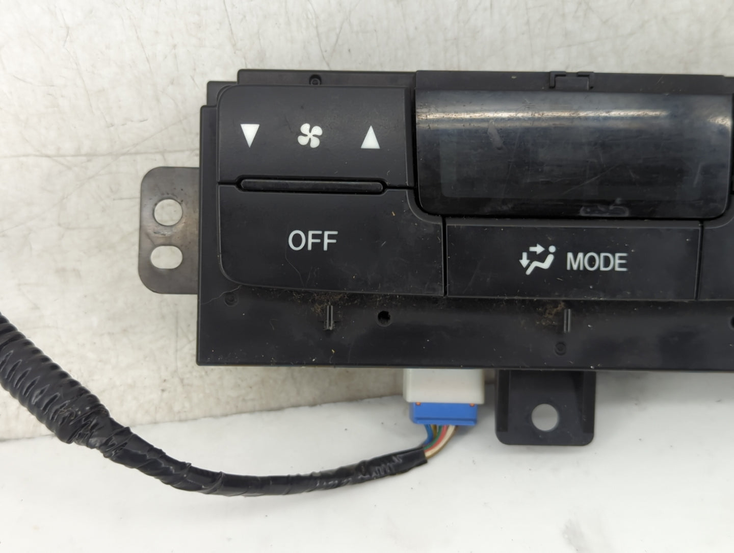 2010-2015 Mazda Cx-9 Climate Control Module Temperature AC/Heater Replacement P/N:TE69-61-545(0)-1 Fits OEM Used Auto Parts 