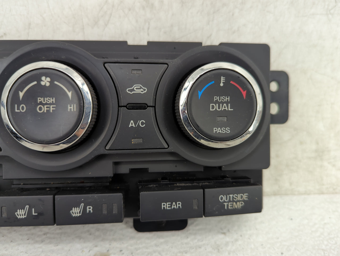 2010-2015 Mazda Cx-9 Climate Control Module Temperature AC/Heater Replacement P/N:TE70-61-190 Fits OEM Used Auto Parts - Oem