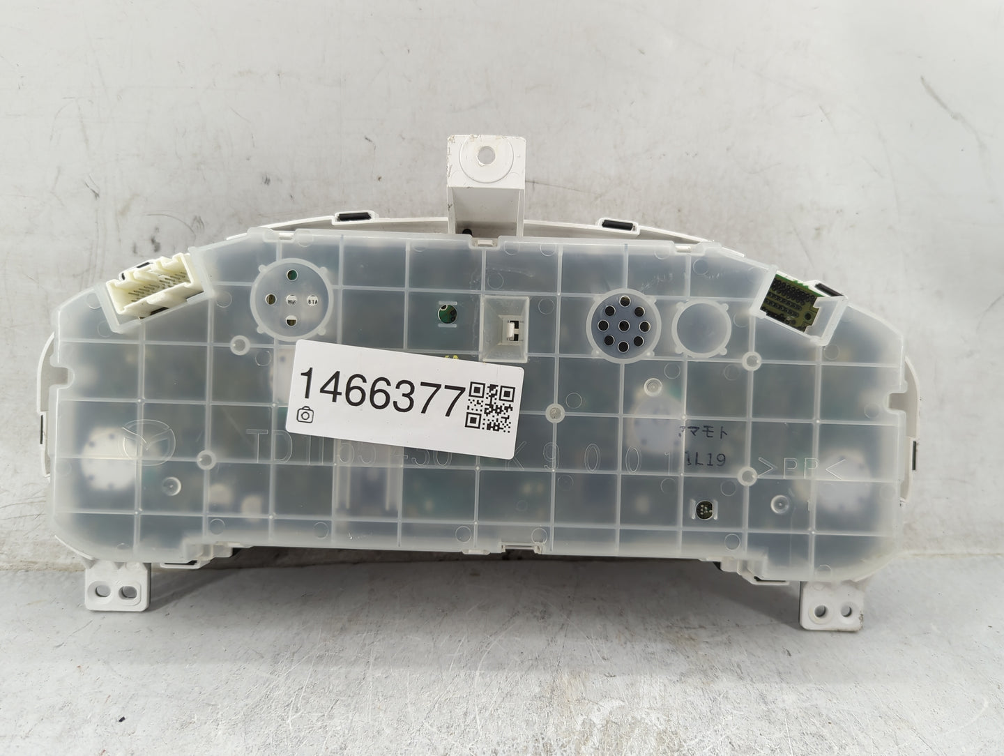 2010 Mazda Cx-9 Instrument Cluster Speedometer Gauges P/N:T6 TE72 C Miles: Fits OEM Used Auto Parts - Oemusedautoparts1.com