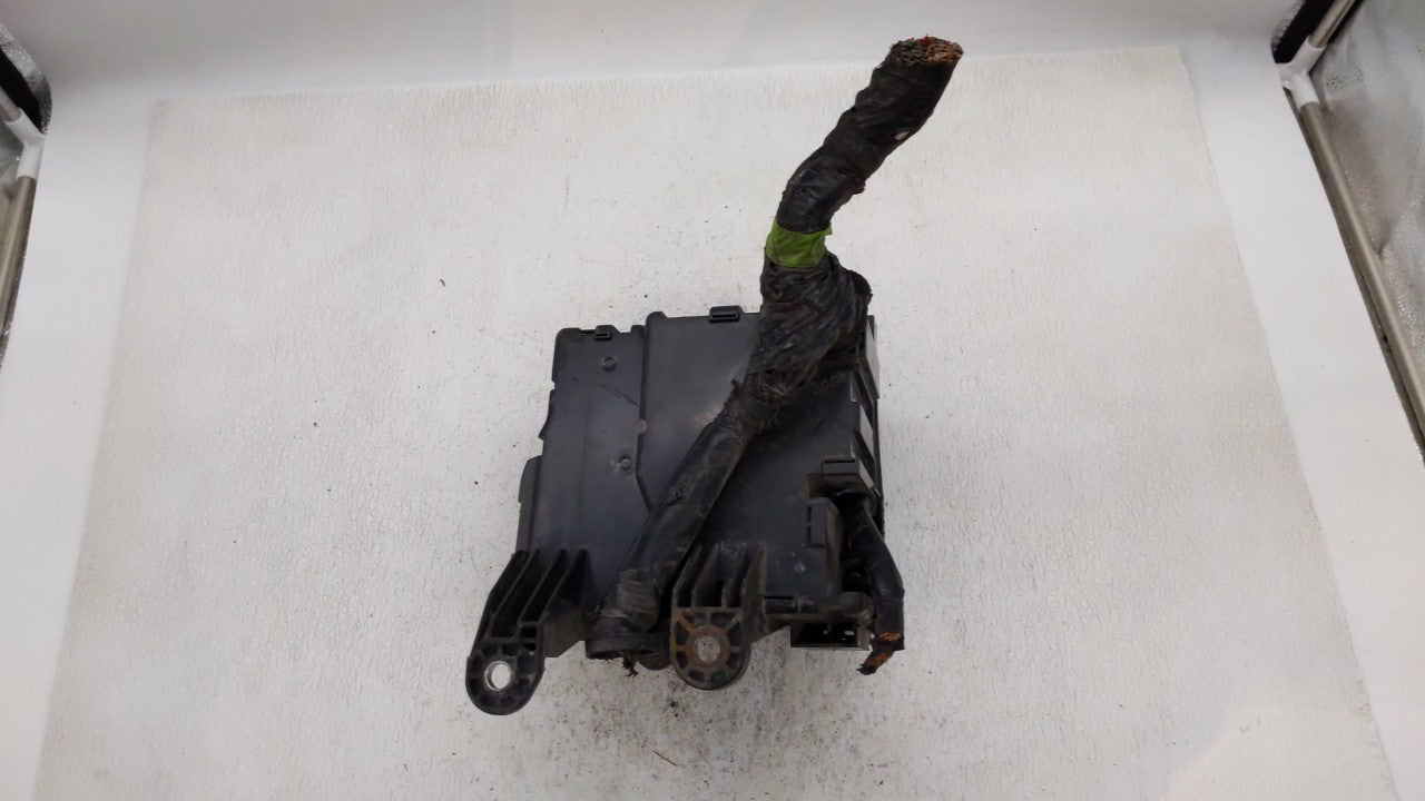 2010-2012 Mazda Cx-9 Fusebox Fuse Box Panel Relay Module P/N:TG20-66760 Fits Fits 2010 2011 2012 OEM Used Auto Parts - Oemus