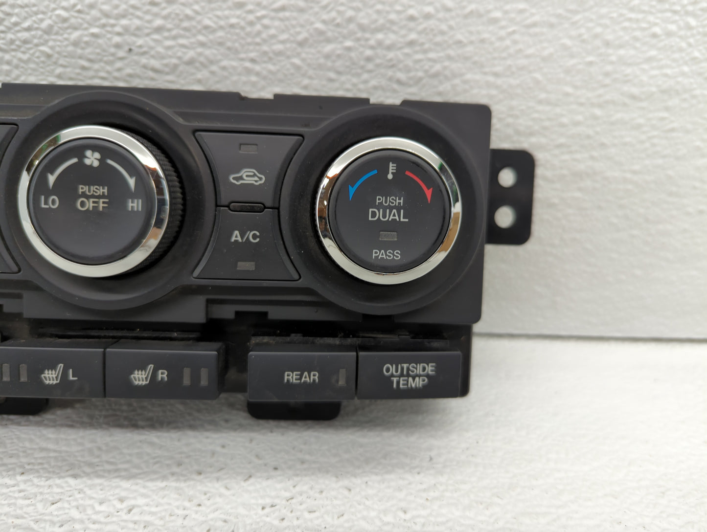 2010-2015 Mazda Cx-9 Climate Control Module Temperature AC/Heater Replacement P/N:TE70-61-190 Fits OEM Used Auto Parts - Oem