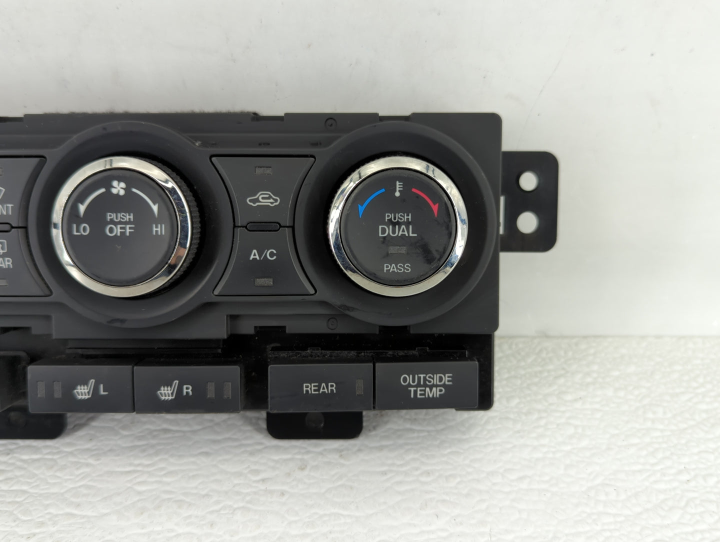 2010-2015 Mazda Cx-9 Climate Control Module Temperature AC/Heater Replacement P/N:TE70-61-190 Fits OEM Used Auto Parts - Oem