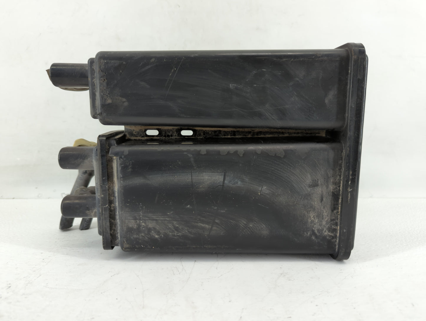 2010 Mazda Cx-9 Fuel Vapor Charcoal Canister - Oemusedautoparts1.com