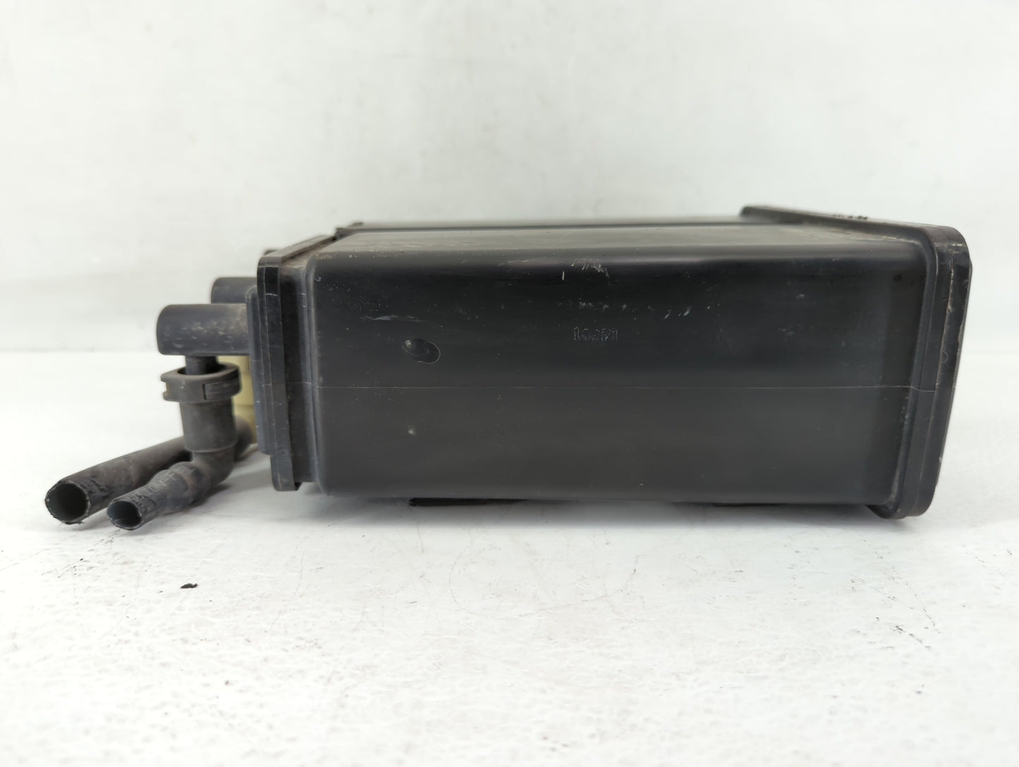 2010 Mazda Cx-9 Fuel Vapor Charcoal Canister - Oemusedautoparts1.com