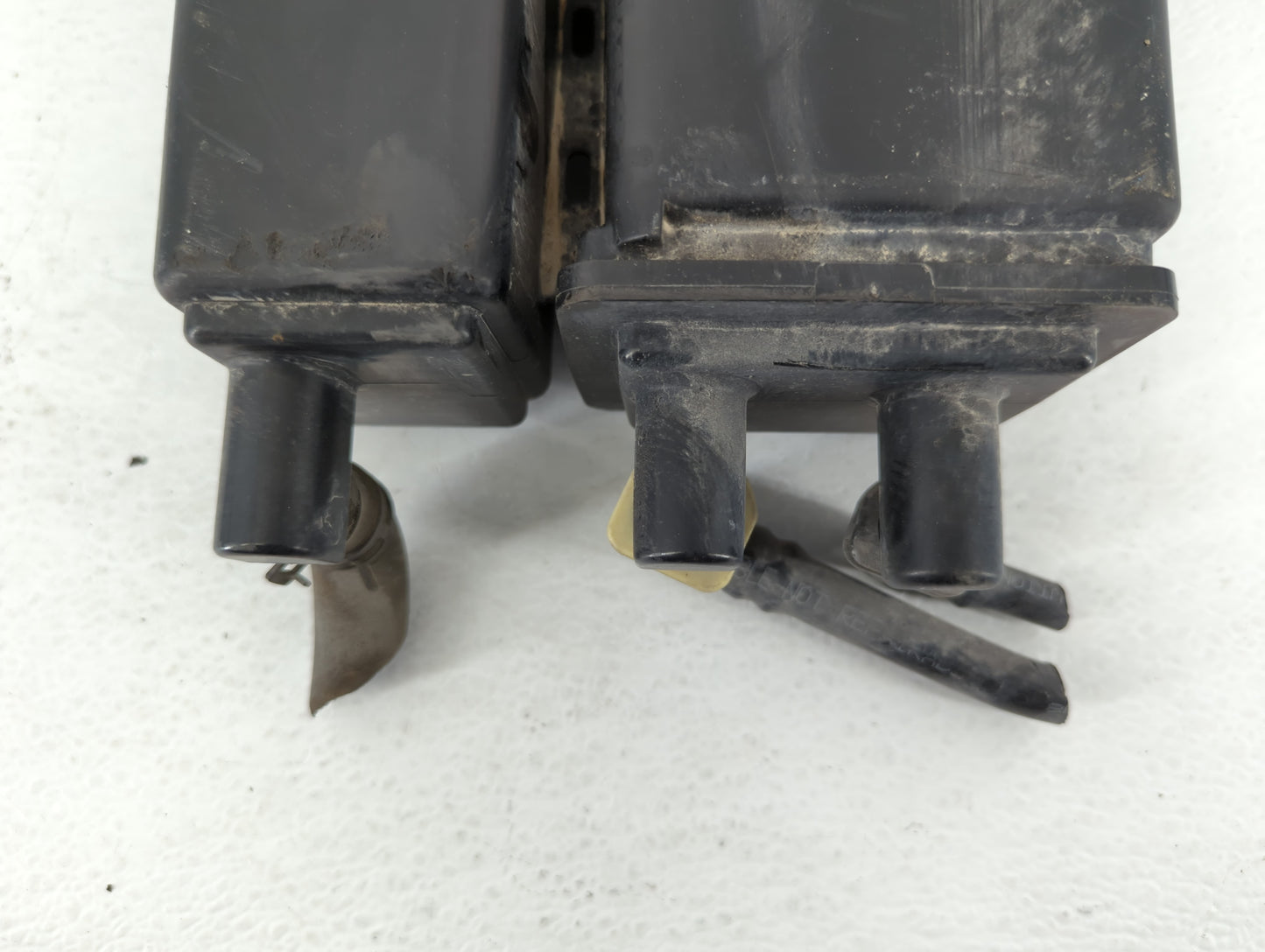 2010 Mazda Cx-9 Fuel Vapor Charcoal Canister - Oemusedautoparts1.com