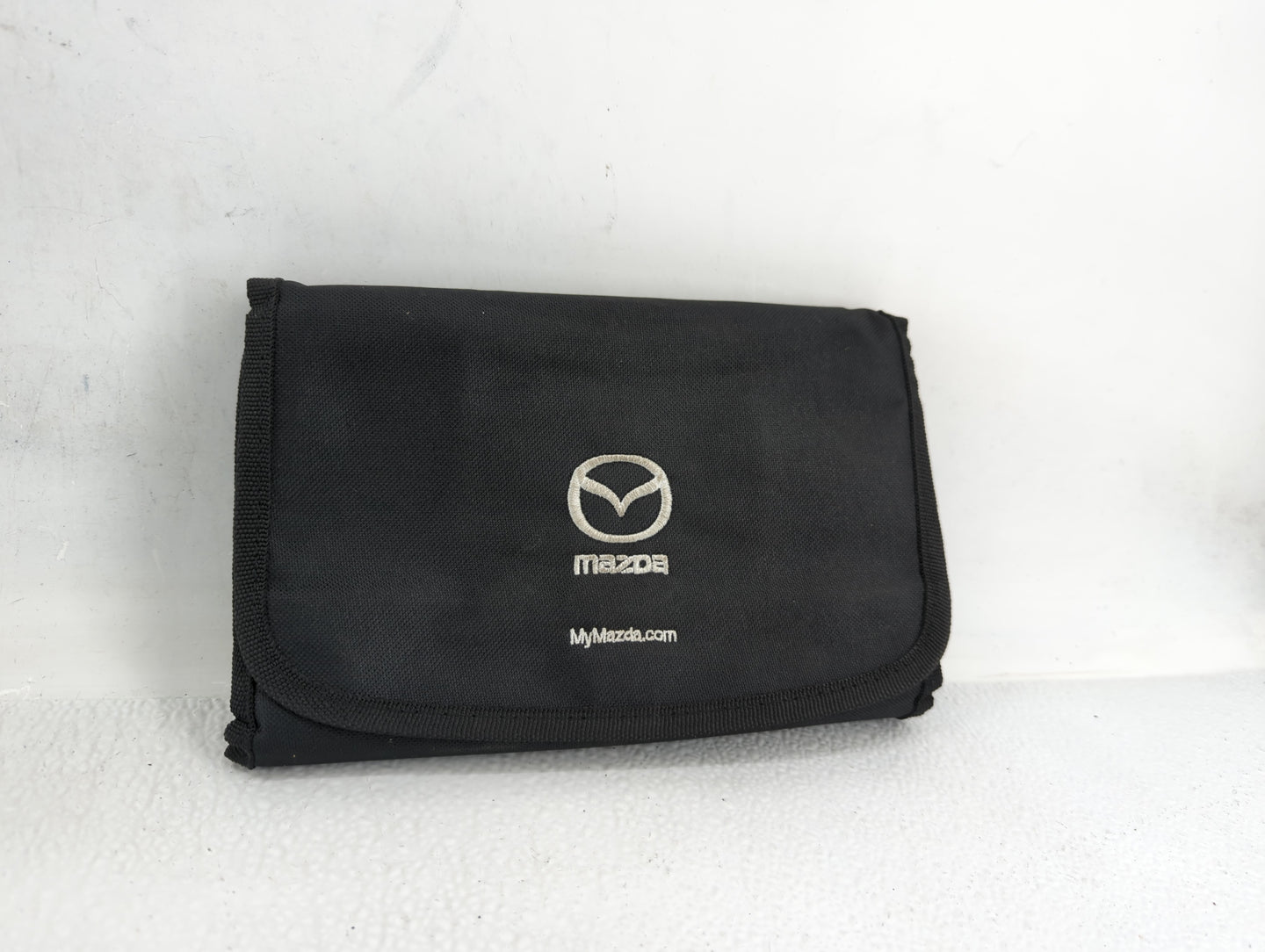 2010 Mazda Cx-9 Owners Manual Book Guide P/N:9999-95-011-10 OEM Used Auto Parts - Oemusedautoparts1.com