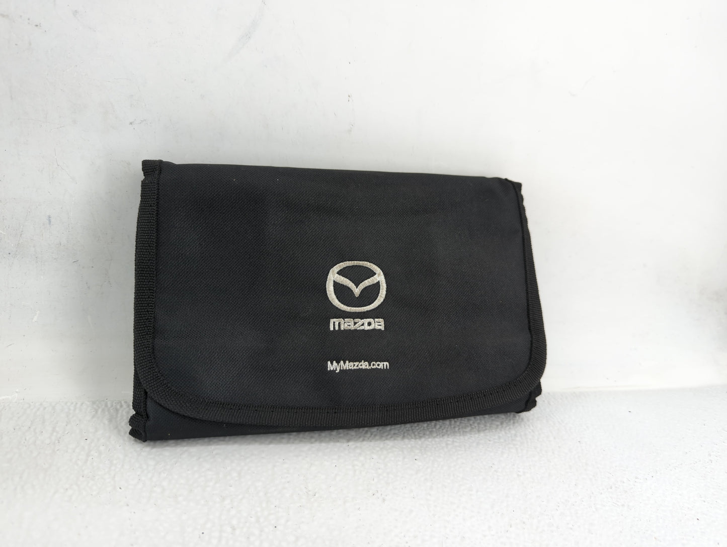 2010 Mazda Cx-9 Owners Manual Book Guide P/N:9999-95-011-10 OEM Used Auto Parts - Oemusedautoparts1.com