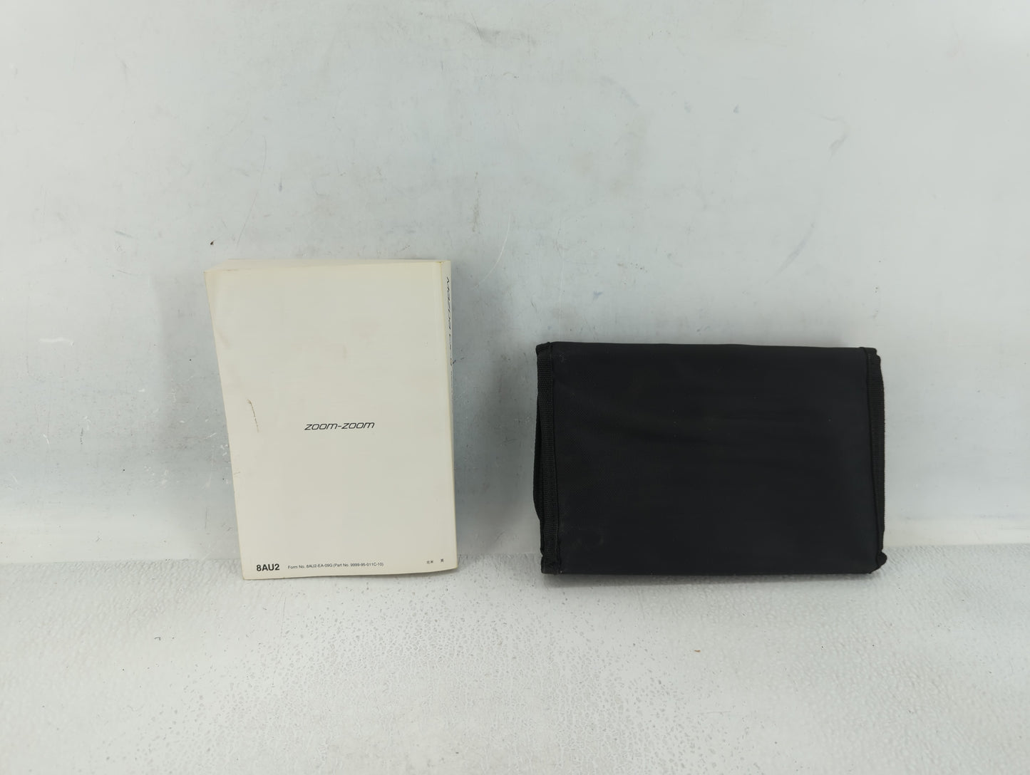 2010 Mazda Cx-9 Owners Manual Book Guide P/N:9999-95-011-10 OEM Used Auto Parts - Oemusedautoparts1.com