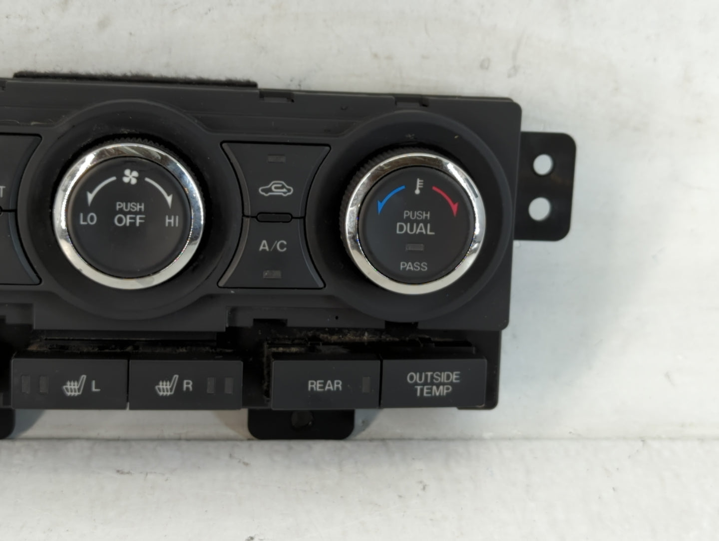 2010-2015 Mazda Cx-9 Climate Control Module Temperature AC/Heater Replacement P/N:TE70-61-190 Fits OEM Used Auto Parts - Oem
