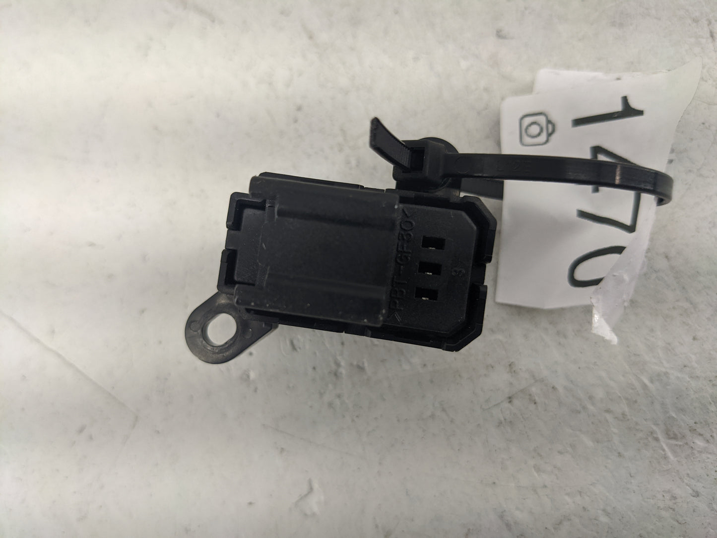 2010 Mazda Cx9 Master Power Window Switch Replacement Driver Side Left P/N:04972A0 Fits OEM Used Auto Parts - Oemusedautopar