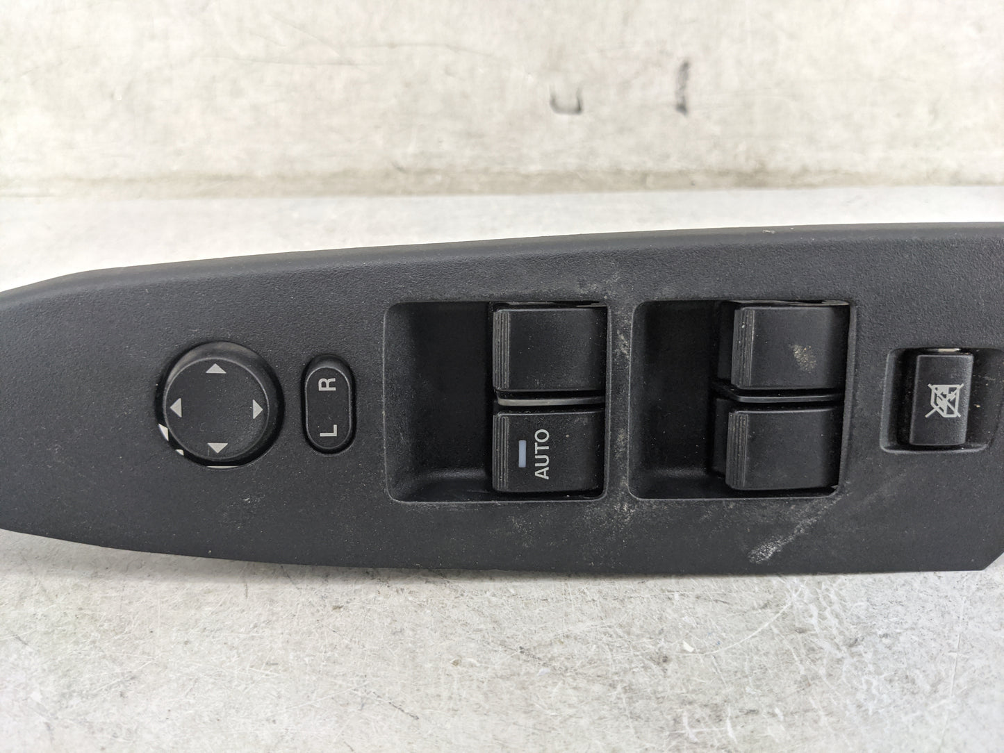 2010 Mazda Mazda3 Master Power Window Switch Replacement Driver Side Left P/N:BBM266350B Fits Fits 2011 2012 2013 OEM Used A