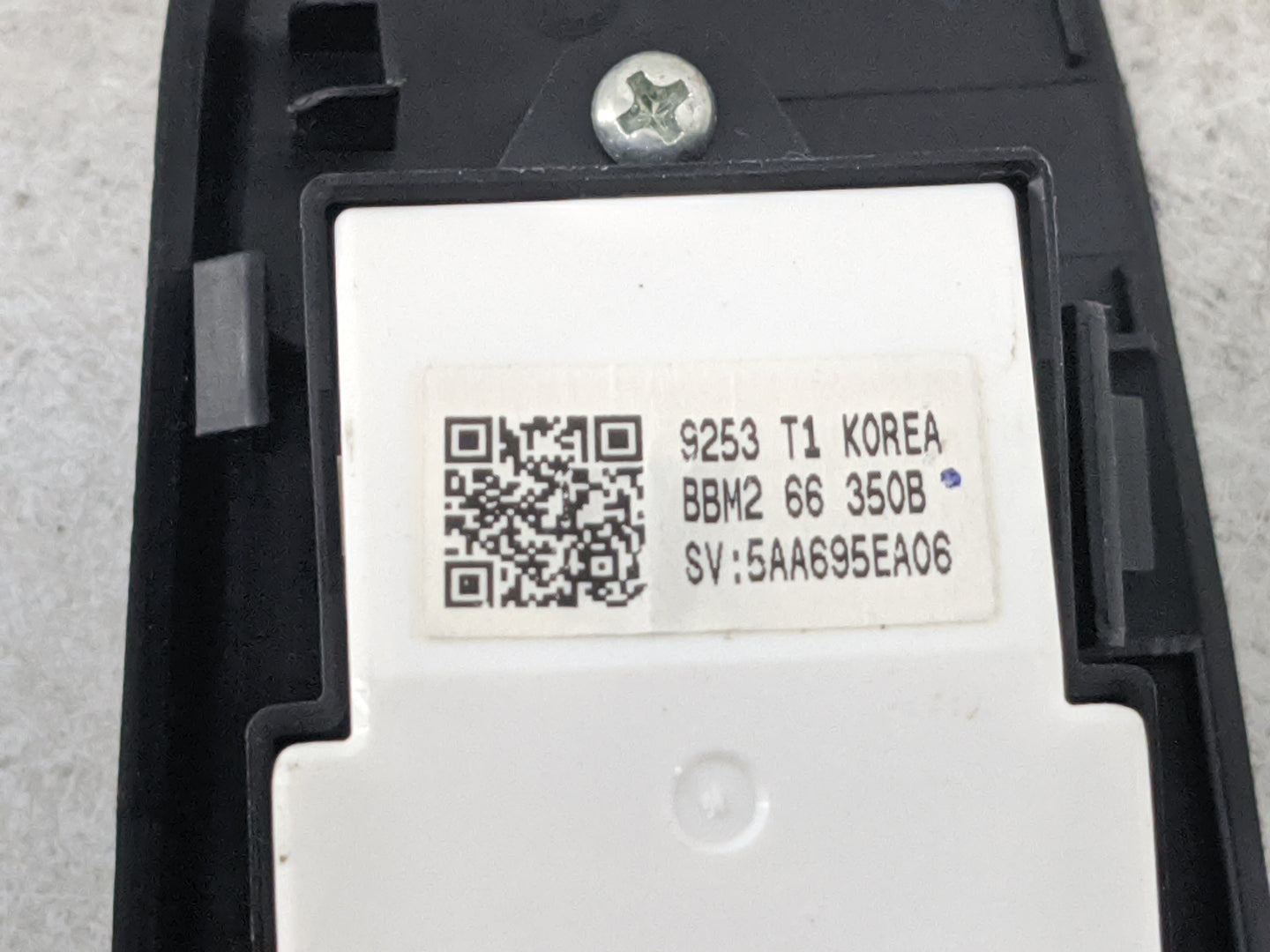 2010 Mazda Mazda3 Master Power Window Switch Replacement Driver Side Left P/N:BBM266350B Fits Fits 2011 2012 2013 OEM Used A