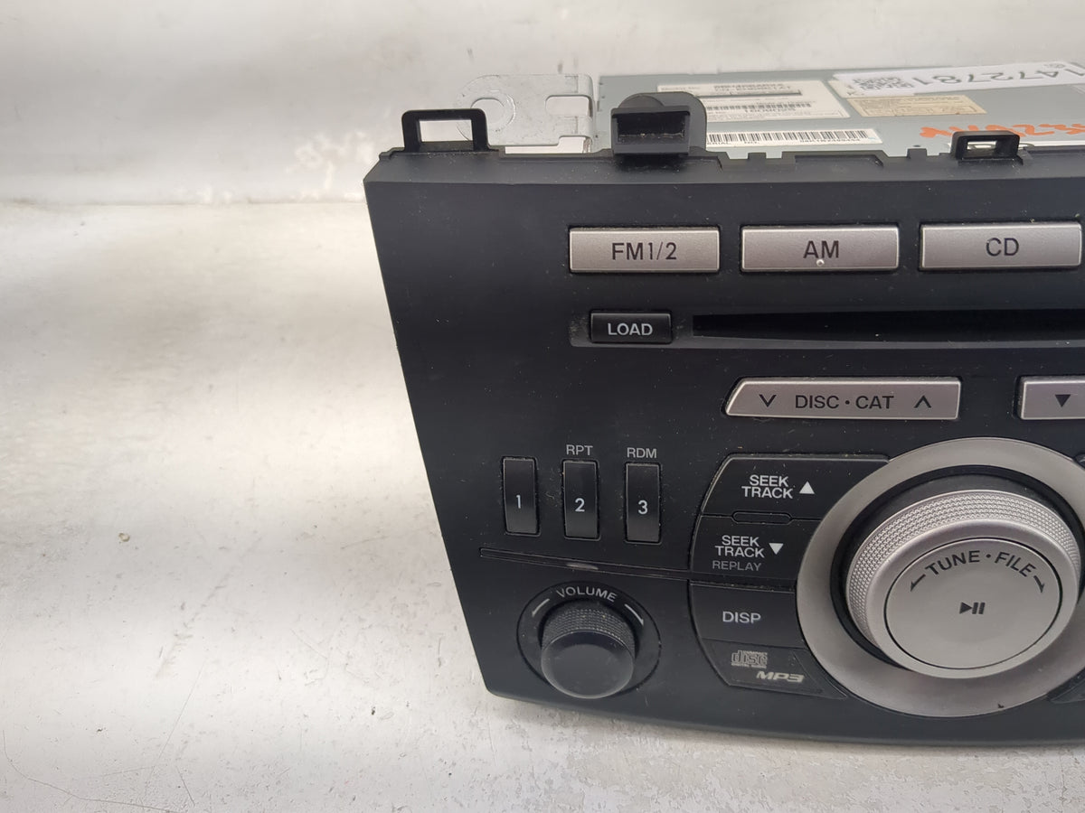 2010 Mazda Mazda3 Radio AM FM Cd Player Receiver Replacement P/N:BBM466ARXA CQ-EM6861AT Fits OEM Used Auto Parts - Oemusedau