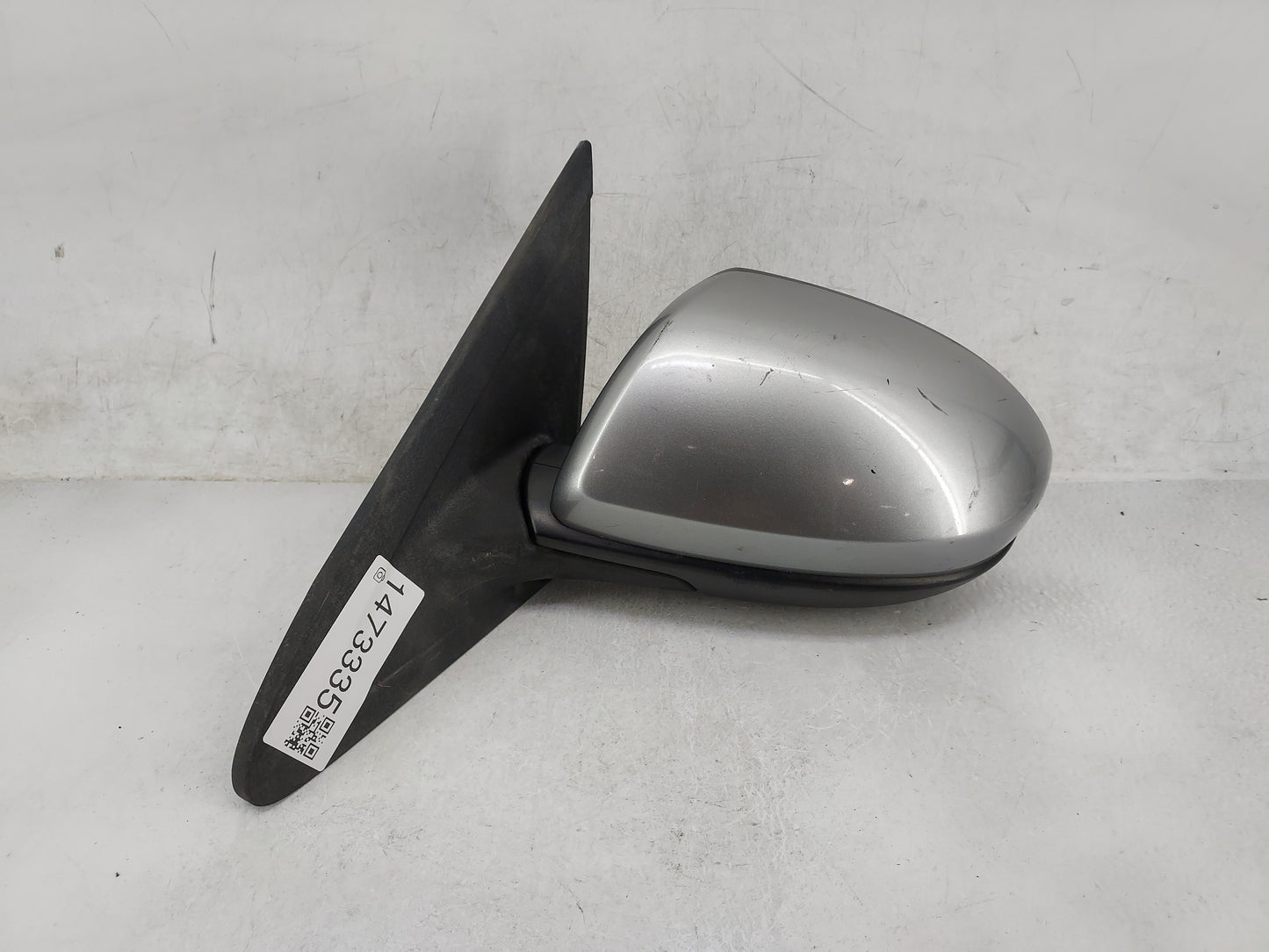 2010 Mazda Mazda3 Driver Side View Mirror - Left Door Mirror OEM Used - Oemusedautoparts1.com