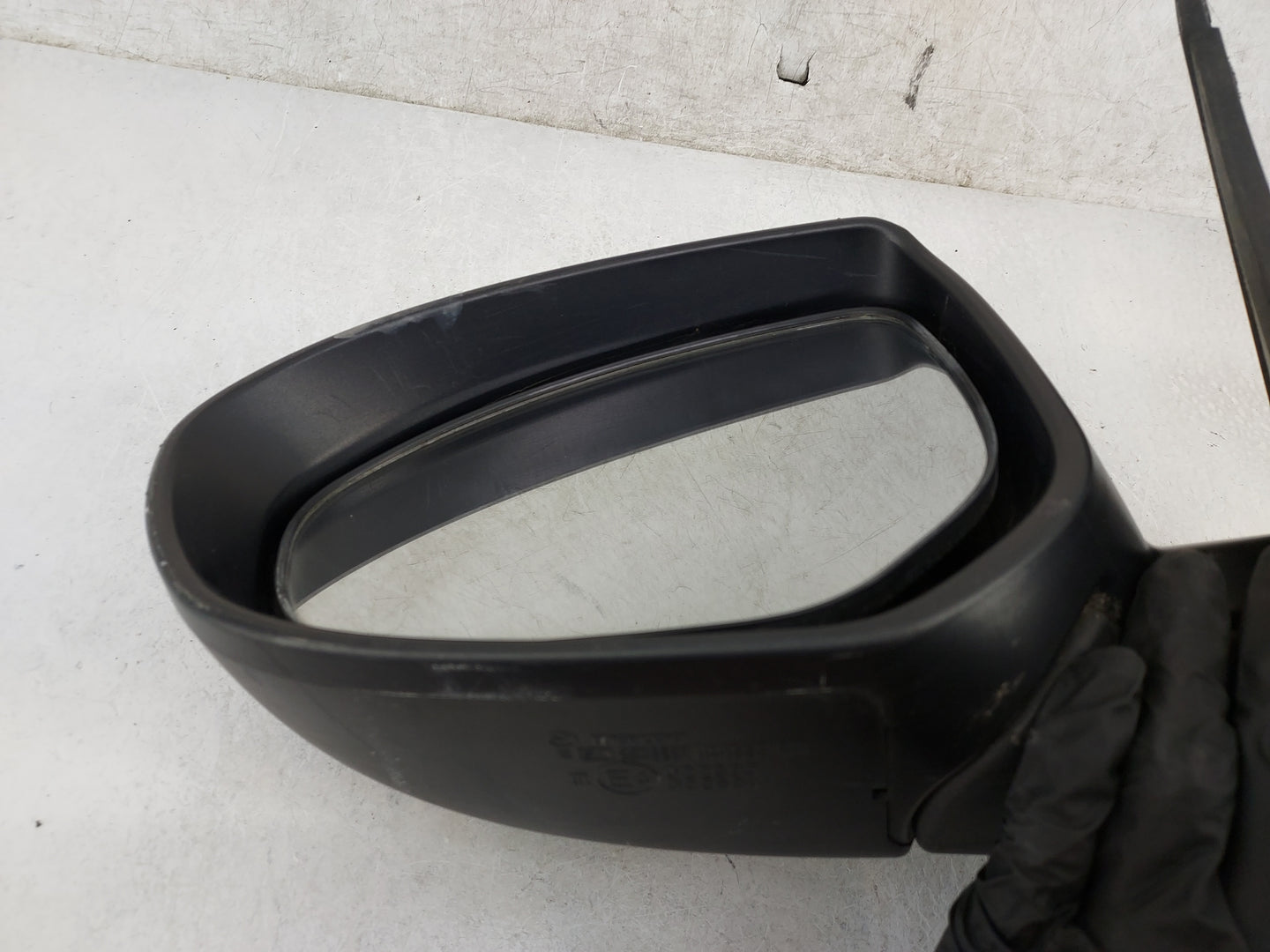 2010 Mazda Mazda3 Driver Side View Mirror - Left Door Mirror OEM Used - Oemusedautoparts1.com