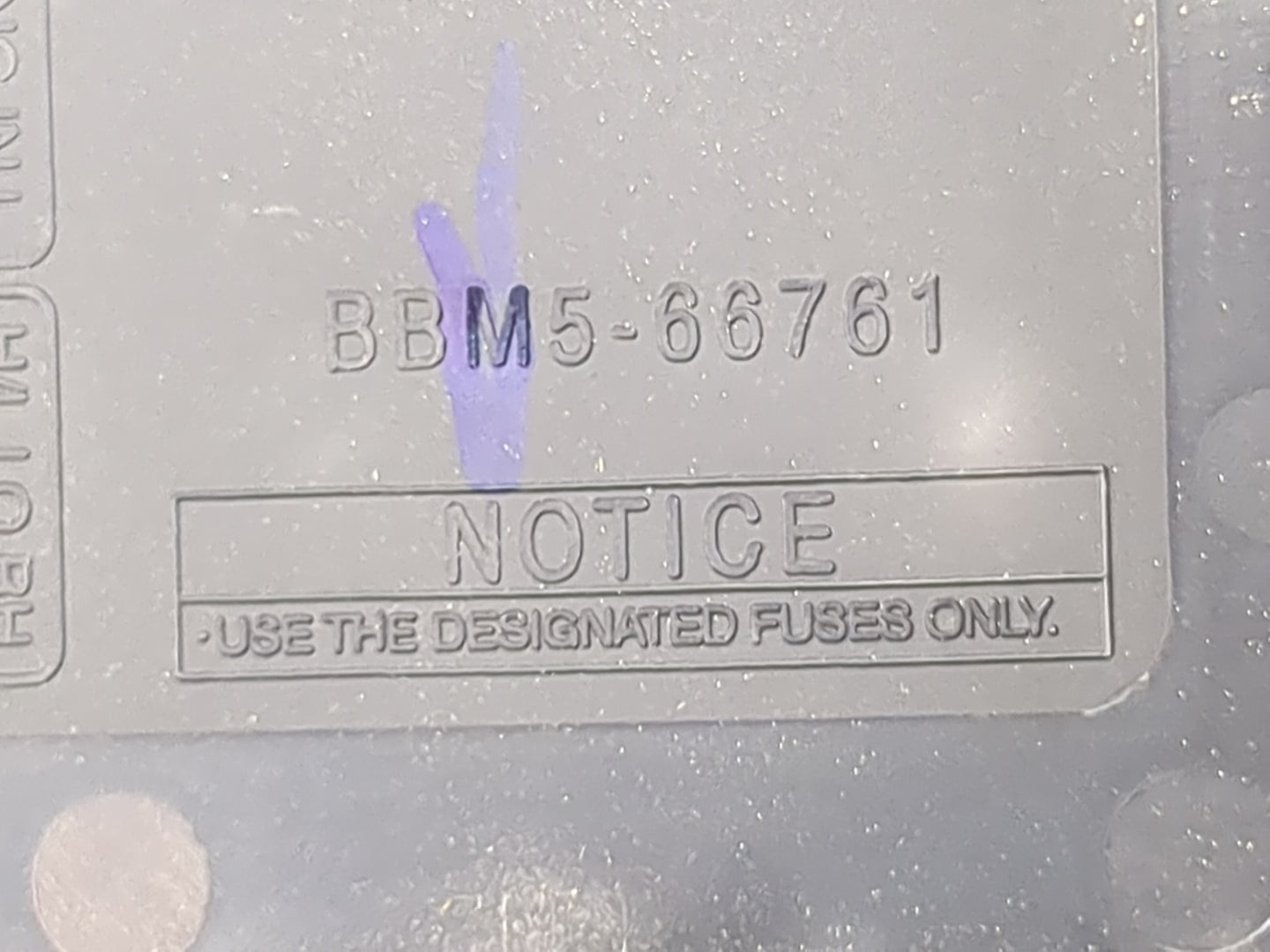 2010 Mazda Mazda3 Fusebox Fuse Box Panel Relay Module P/N:BBM5-66761 V23134-J59-X501 Fits OEM Used Auto Parts - Oemusedautop