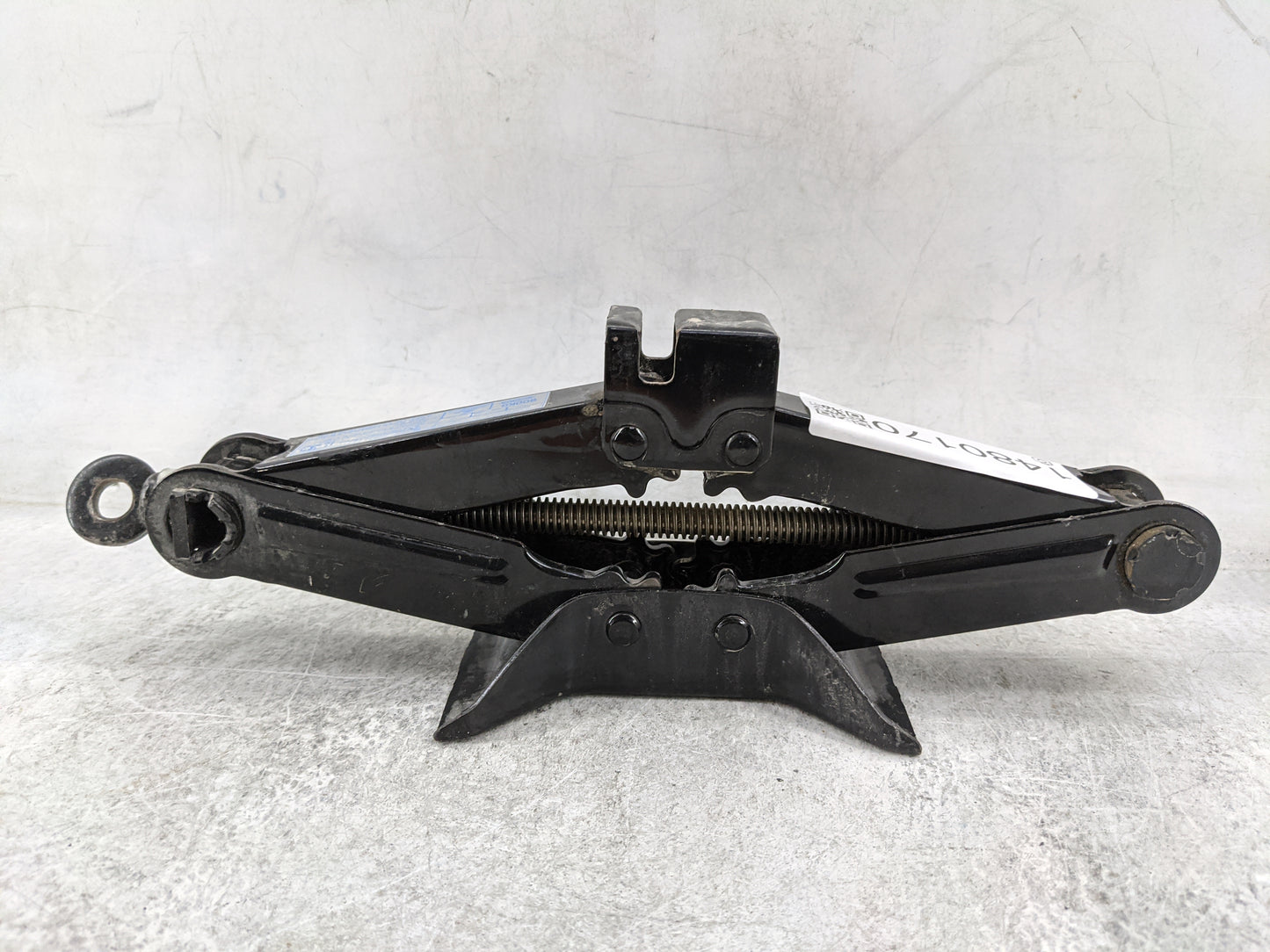 2010 Mazda Mazda3 Spare Scissor Car Jack - Oemusedautoparts1.com