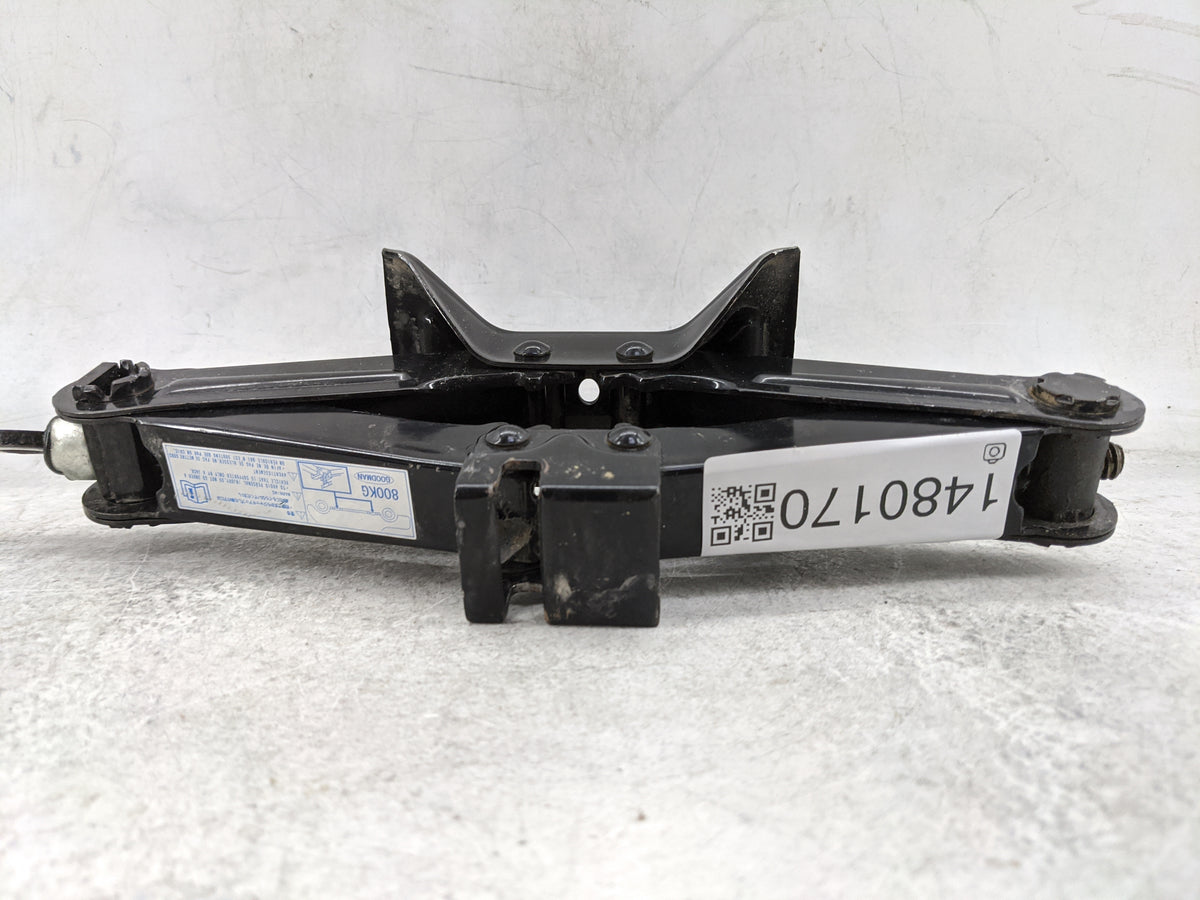 2010 Mazda Mazda3 Spare Scissor Car Jack - Oemusedautoparts1.com