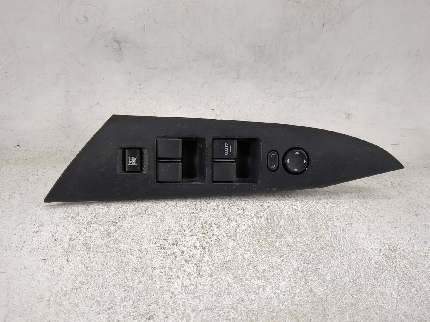 2010 Mazda Mazda3 Master Power Window Switch Replacement Driver Side Left P/N:BBM2 66 350B Fits OEM Used Auto Parts - Oemuse